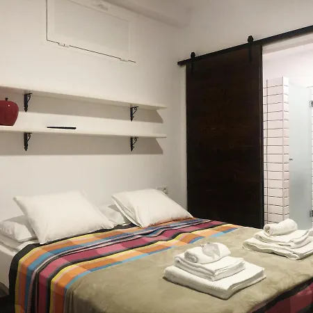 La Marina Bed and breakfast