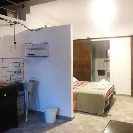La Marina Bed and breakfast